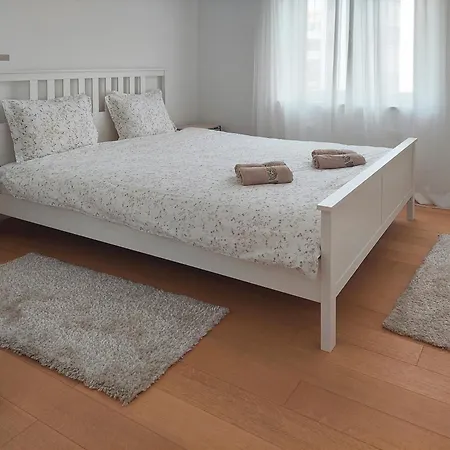 Lana&luce 比奥格勒·纳·莫鲁